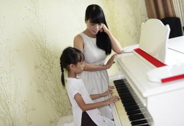 Tự học Piano tại ngay nhà khó không?